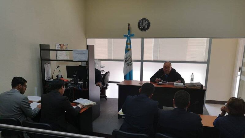 Ligan a proceso a delegados de Migración por no permitir ingreso de funcionario de CICIG