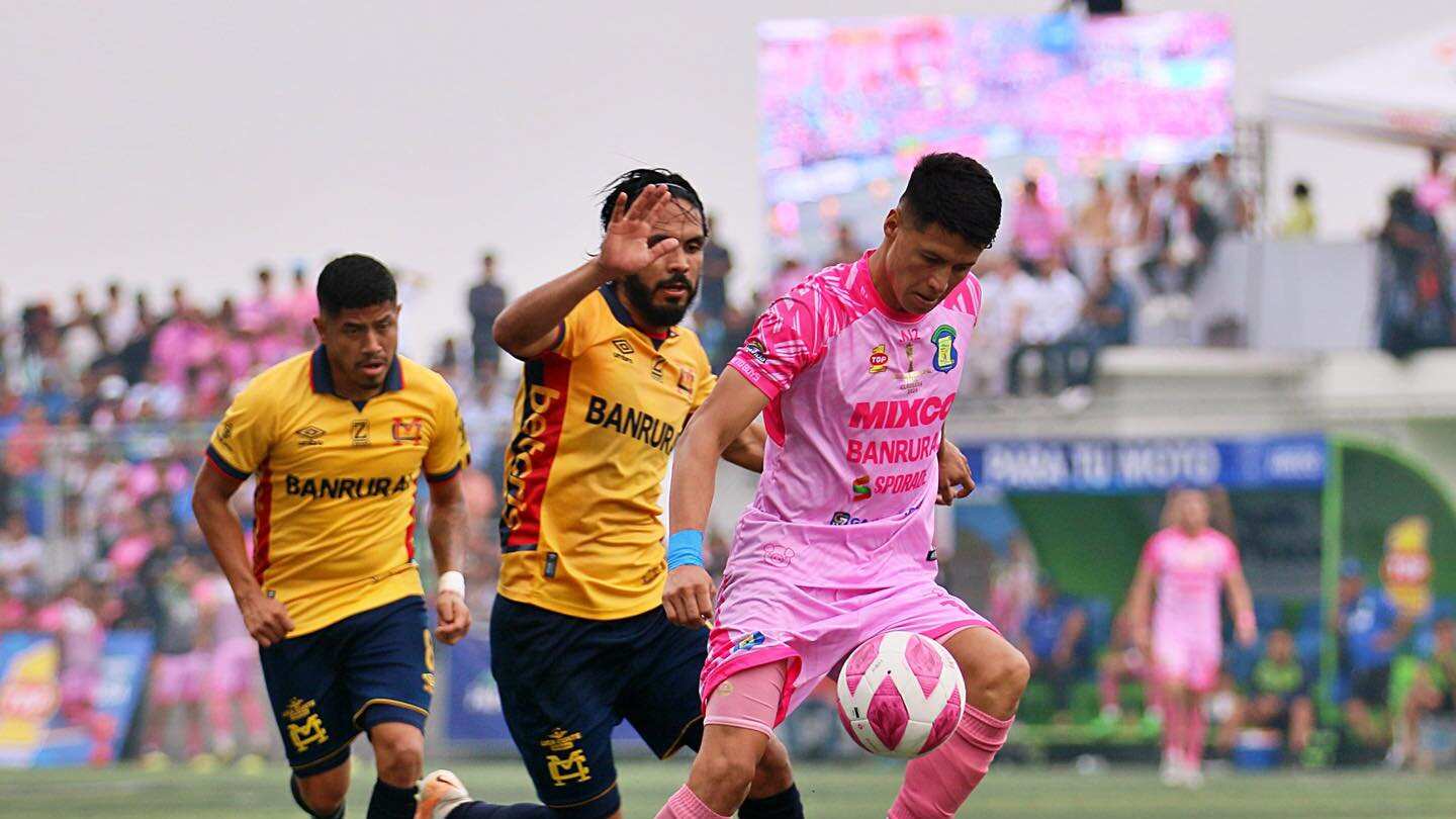 Finaliza un partido con empate