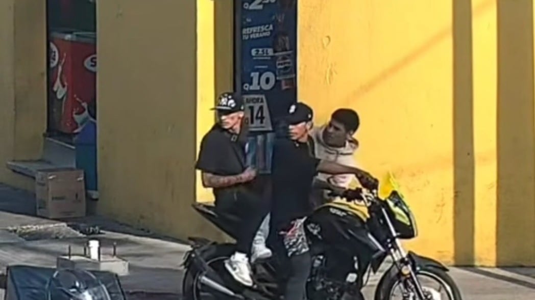 Vecinos denuncian que, las víctimas dentro de la tienda no solo fueron asaltadas sino agredidas. Foto: RRSS