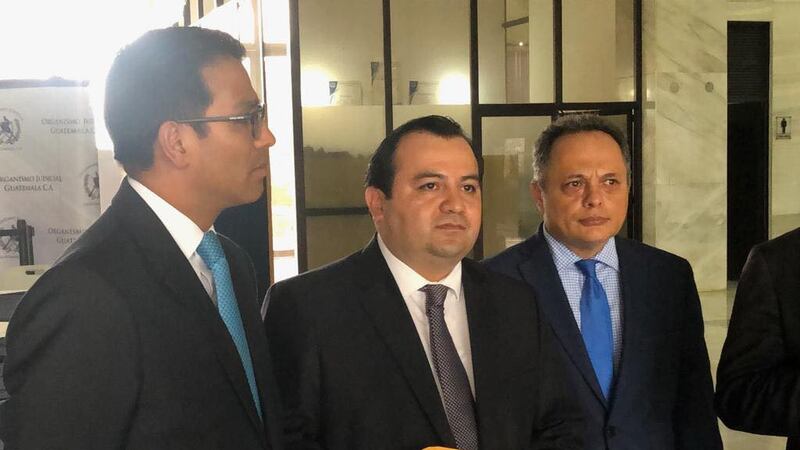 Presentan amparo para que no se utilice el mismo sistema informático en el balotaje