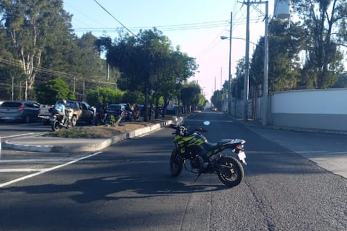 Peatón muere atropellado en la calzada Atanasio Tzul