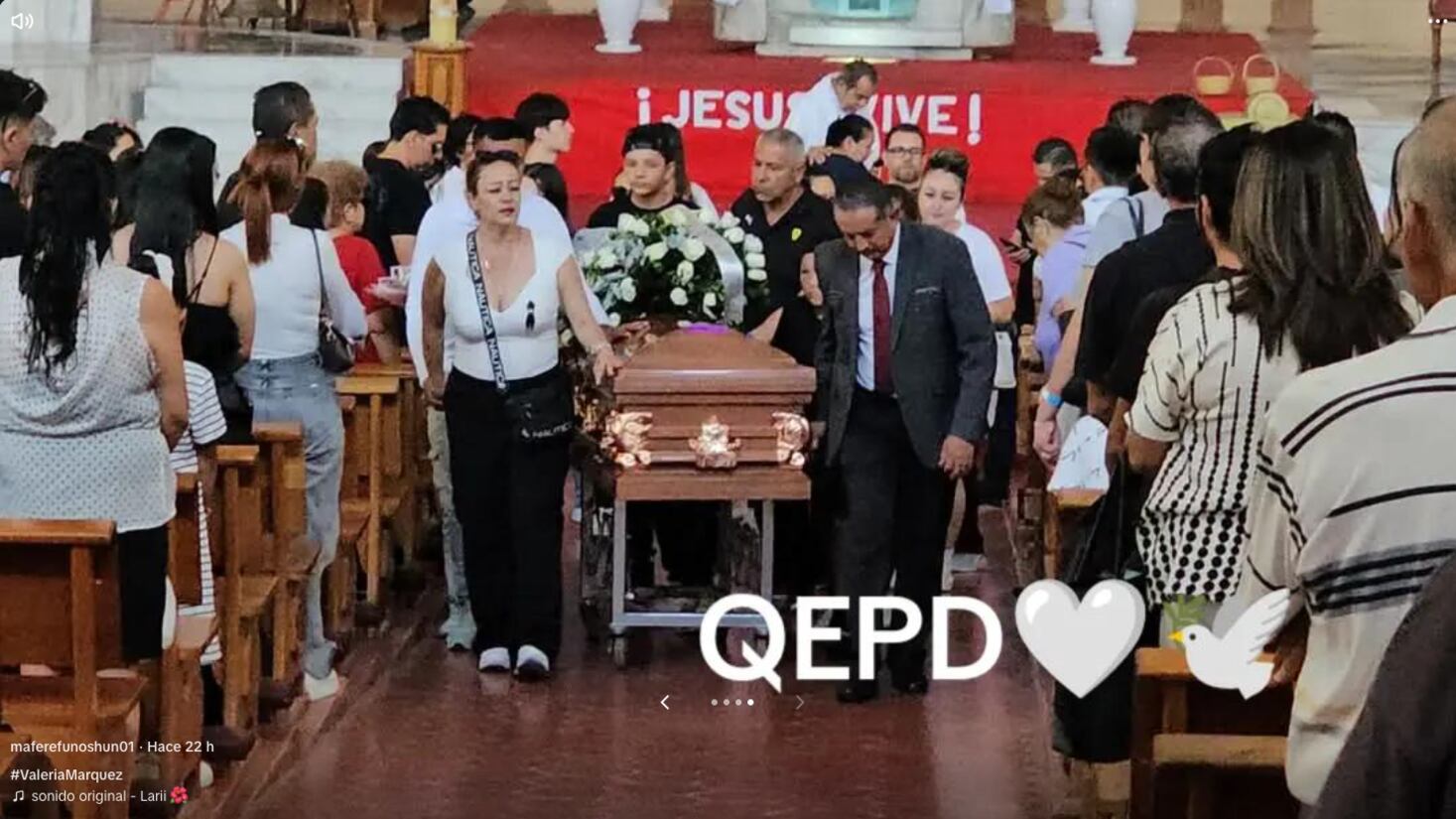 Familiares y amigos dan el último adiós a Valeria Márquez en Guadalajara