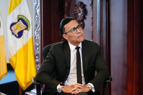 Neto Bran frena aumento al pasaje del servicio Express en Mixco