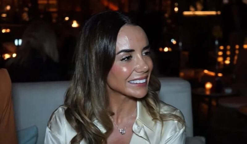 Influencer es arrestada por robar miles de euros a un empresario