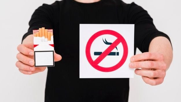 ¡Dile adiós al cigarro!
Tu salud, tu bolsillo y los que amas te lo agradecerán.