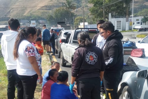 Accidente múltiple deja varios heridos en ruta al Pacífico este viernes