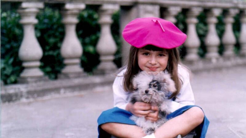 Protagonista de Carita de Ángel se roba las miradas al presumir cuerpazo en la playa