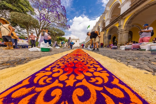 ¿Cómo vivir las procesiones de Semana Santa en Guatemala?
