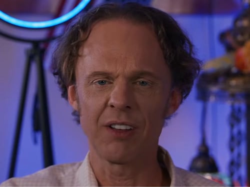 ¿David Wilcock fingió su muerte para escapar? Surge teoría sobre el youtuber paranormal