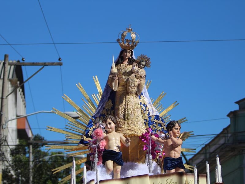 Virgen de Candelaria reparte bendiciones en la ciudad