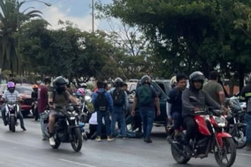 Conductor de picop muere en intento de asalto en la calzada Roosevelt