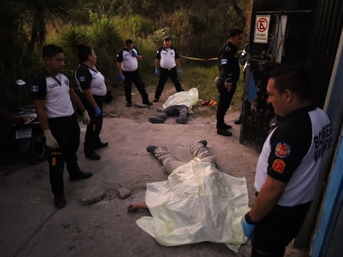 Balacera deja dos hombres fallecidos en Canalitos zona 24