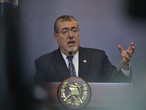 Arévalo califica de “absurdo” el amparo contra magistrada electa Astrid Lemus