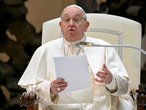 La acertada predicción de Mhoni Vidente que impactó a las redes tras muerte del papa Francisco