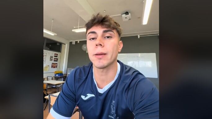 El profesor Álvaro conmovió en TikTok al contar la reacción de sus estudiantes por la Dana en España
