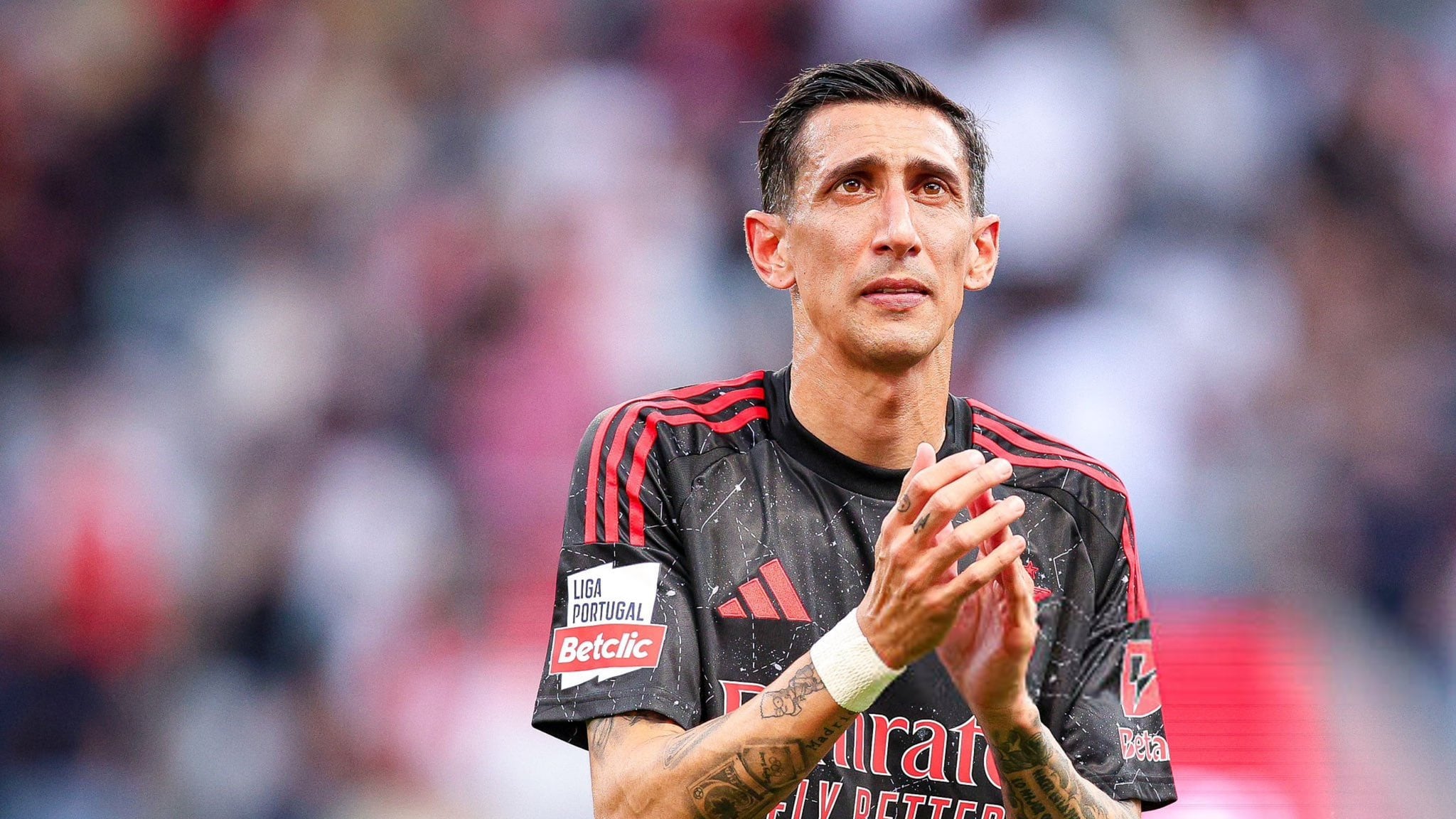 Ángel Di María anuncia su salida del Benfica