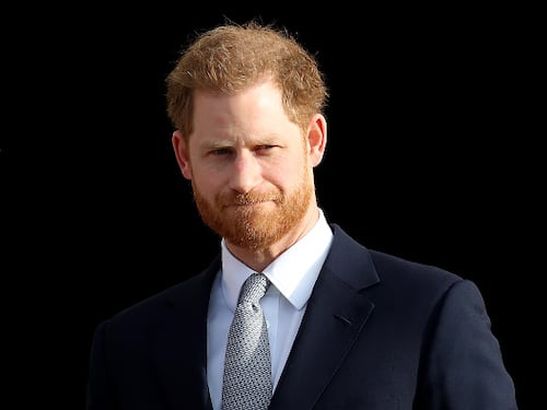 Organización benéfica demanda al Príncipe Harry por difamación