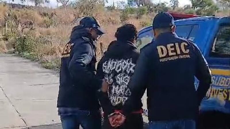 Capturan a integrante de “Los Salvatierra”, banda que colocaba alambre de púas en carreteras