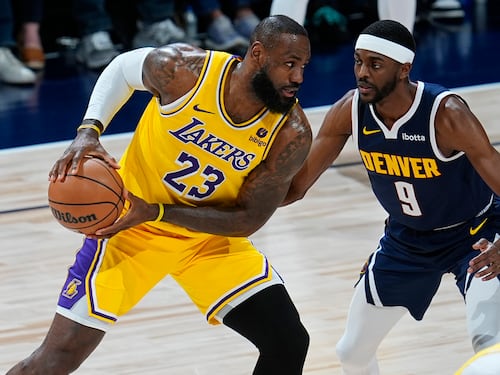 ¿Fue el último partido de LeBron James con los Lakers? Su futuro está en manos de su hijo