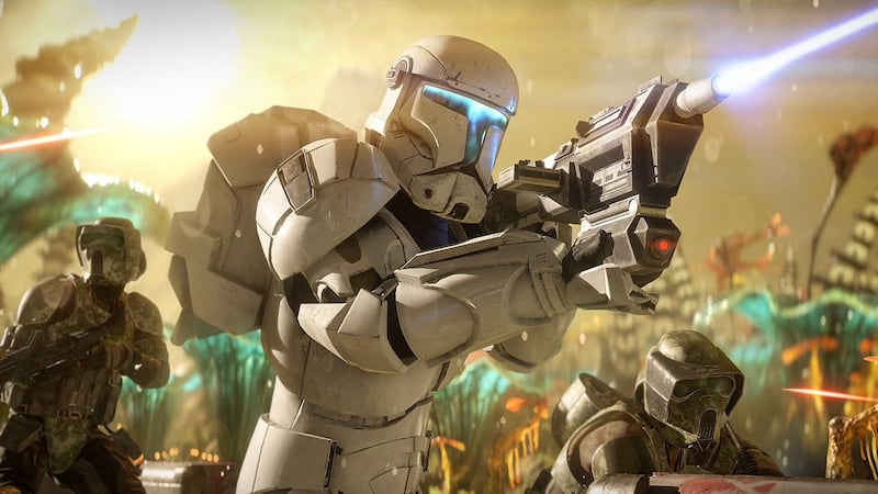 Battlefront 2 volvió en línea y los fans lo están usando para pedir la secuela.