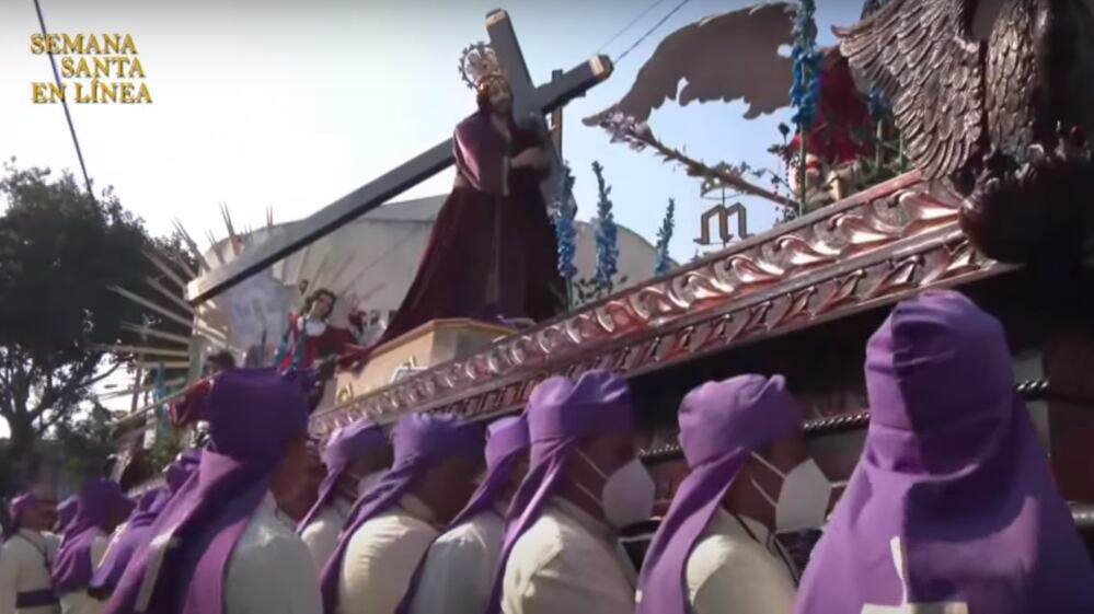 Recortan recorrido de procesión debido a falta de cargadores y limitaciones económicas