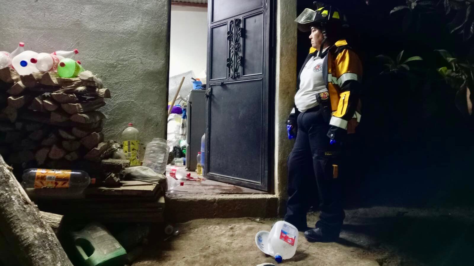 Tres hombres fueron asesinados en la aldea Colmenas.