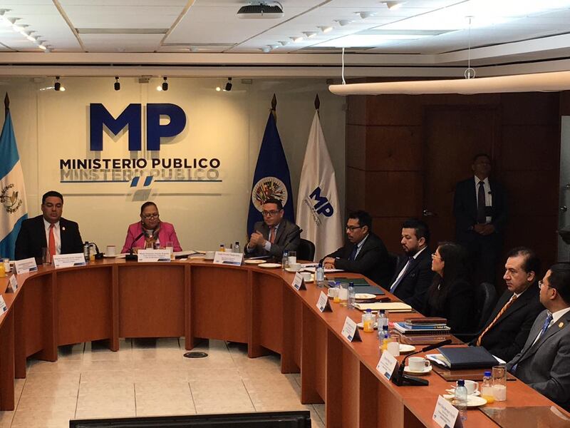 El MP "jamás podría dar un golpe de Estado", asegura Consuelo Porras