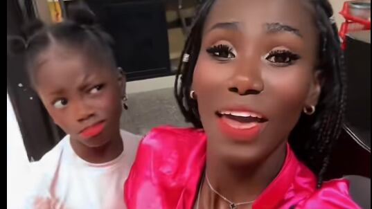 Johanna Viveros con su hija Yeana