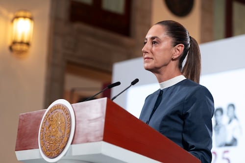 Presidenta de México habla sobre el incomodo momento que vivió por culpa de un hombre alcoholizado