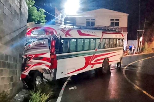 Accidente de autobús en Villa Canales deja 15 heridos este martes