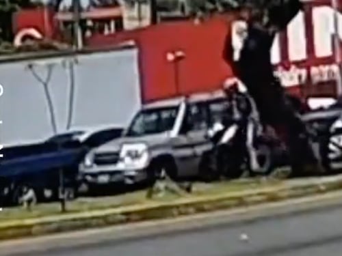 VIDEO. Captan violento asalto en tráfico de la calzada Roosevelt