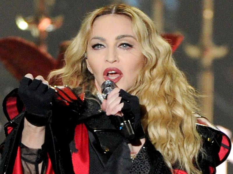Fans critican a Madonna por fotos en ropa interior: “Ese silicón la va a matar”