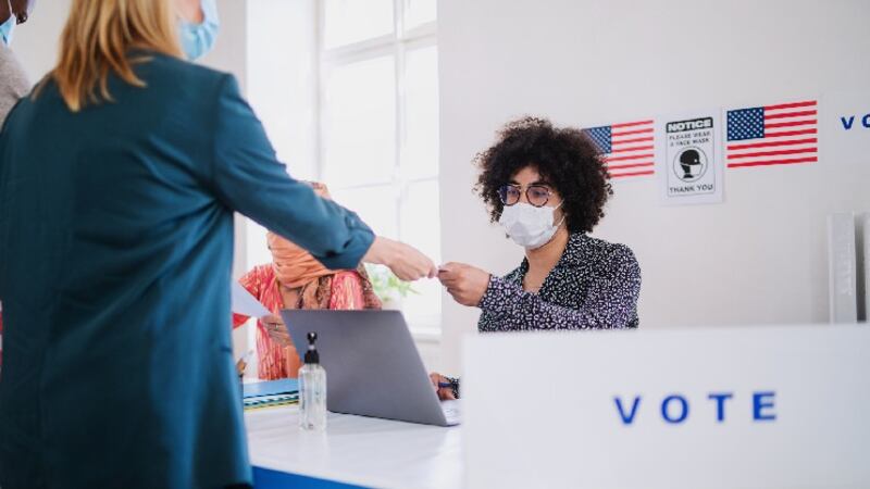 Es importante registrarse para emitir el voto en Estados Unidos.