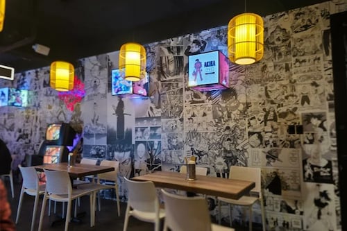 ¡Para fanáticos del anime! El restaurante de comida asiática que debes visitar con amigos