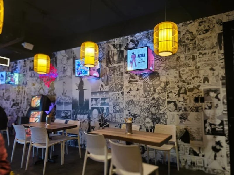 ¡Para fanáticos del anime! El restaurante de comida asiática que debes visitar con amigos