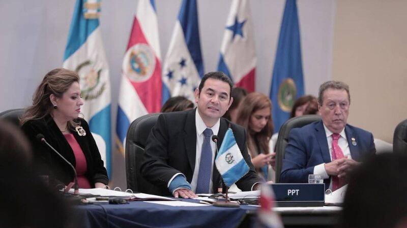 Según Presidente, se trabaja en un plan para la atención integral de la migración en la región