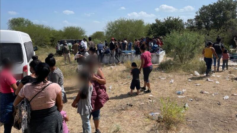 México rescata 162 migrantes abandonados: llevaban cinco días sin agua o alimento