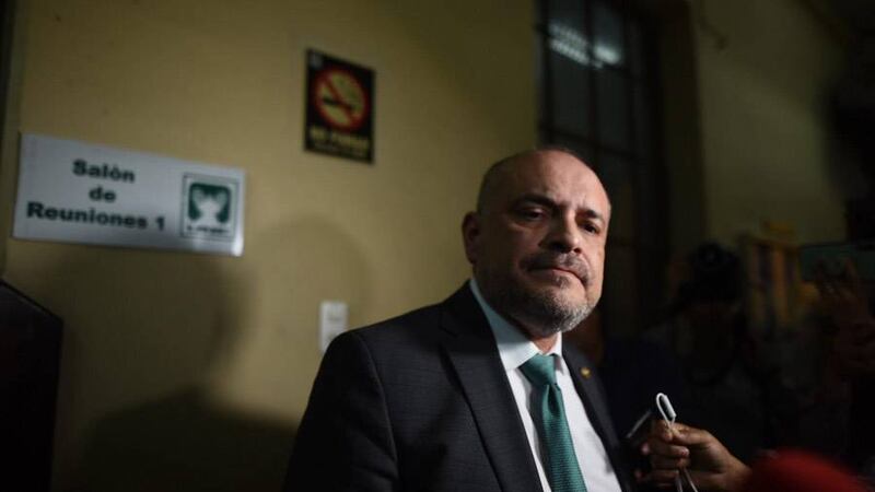 Vargas: "La acusación de que Sandra Torres pidió la cancelación de la UNE es falsa"