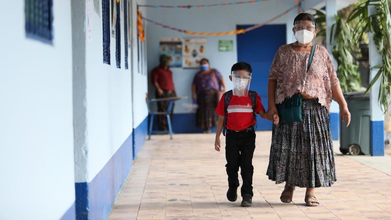 Prevenciones contra la Covid-19 marcarán regreso a clases