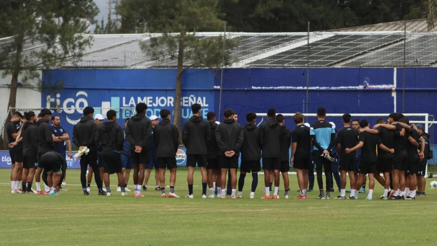 Guatemala afina detalles para el juego contra El Salvador.