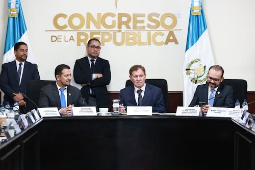 Agenda del Congreso carece de una propuesta para el subsidio a los combustibles