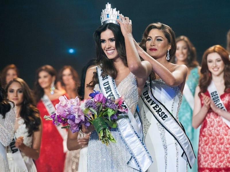 Miss Universo celebra las fiestas en Guatemala y presume hermosos paisajes