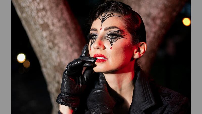 Famosa Miss Guatemala posa de espaldas y le da zoom a su trasero