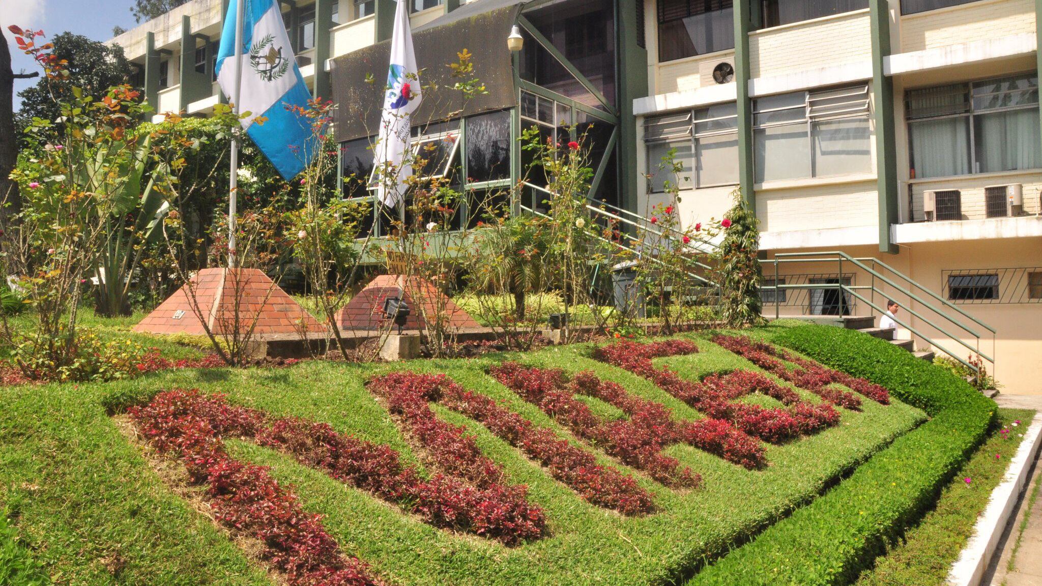 Ambos habrían trabajado bajo el MAGA. Foto ilustrativa del edificio del MAGA.