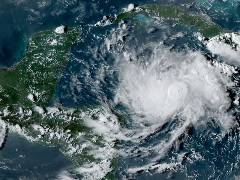 Centroamérica, en alerta por la llegada de la tormenta tropical Nana