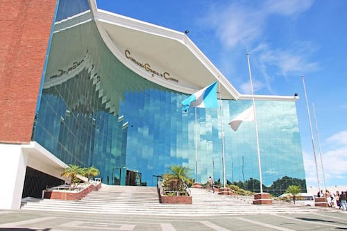Congreso da luz verde para integrar comisión que elegirá al próximo Contralor General