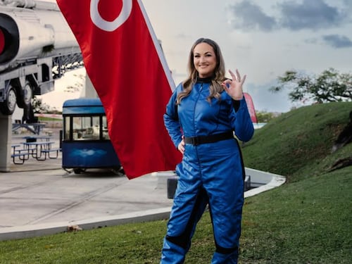 De periodista a meteoróloga, Deborah Martorell cumple su misión en el espacio