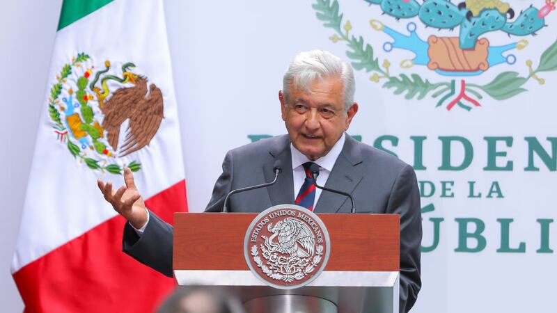AMLO revisará petición del “el Chapo” Guzmán de cumplir condena en México