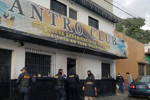 Operativos clubes nocturnos: caen varias personas tras allanamientos