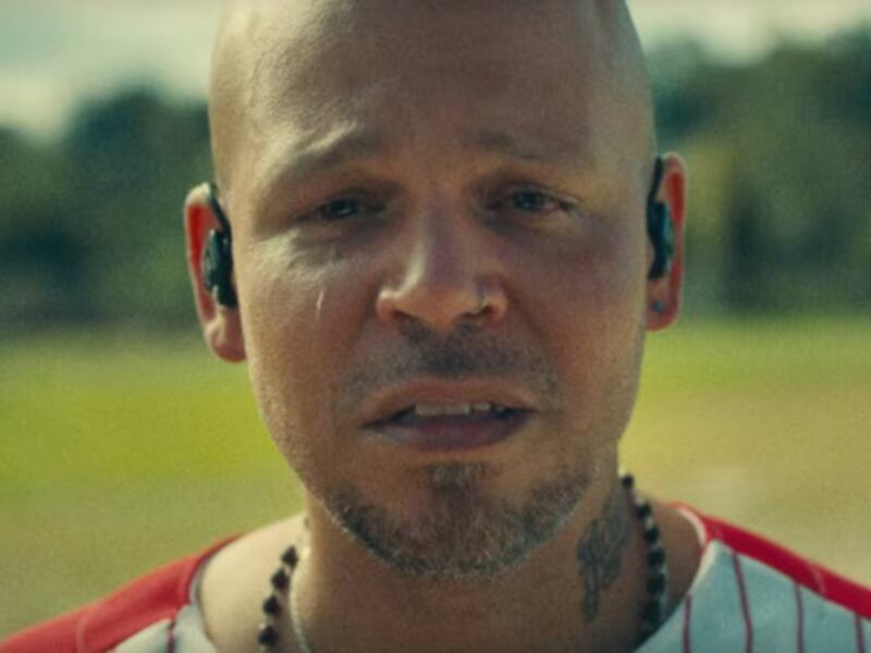 Residente convoca a una multitud histórica en el Zócalo, superando a Café Tacvba